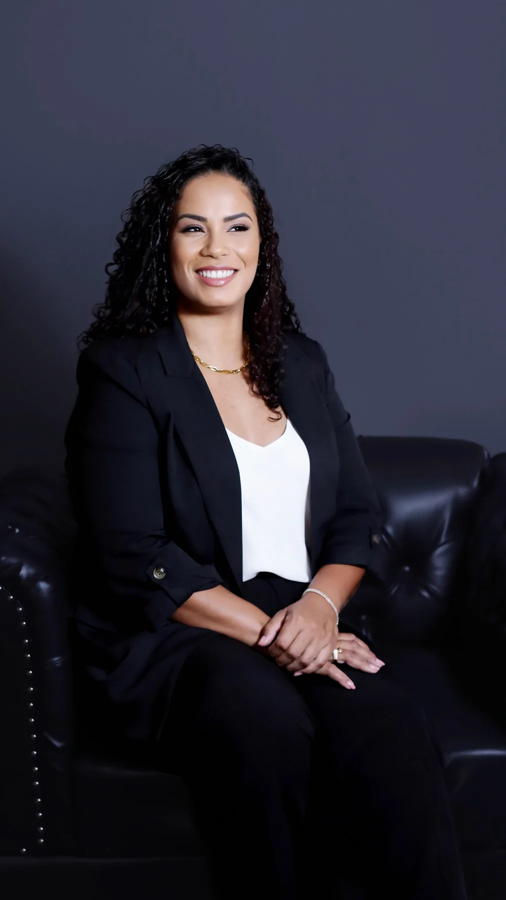 Luciene Camargos, podóloga clínica, em retrato profissional
